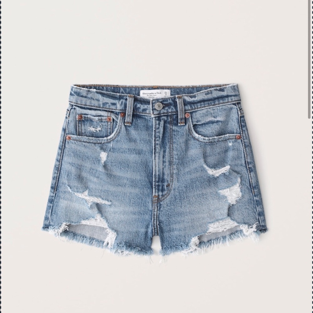 (NWT) Abercrombie & Fitch High Rise Mom Short